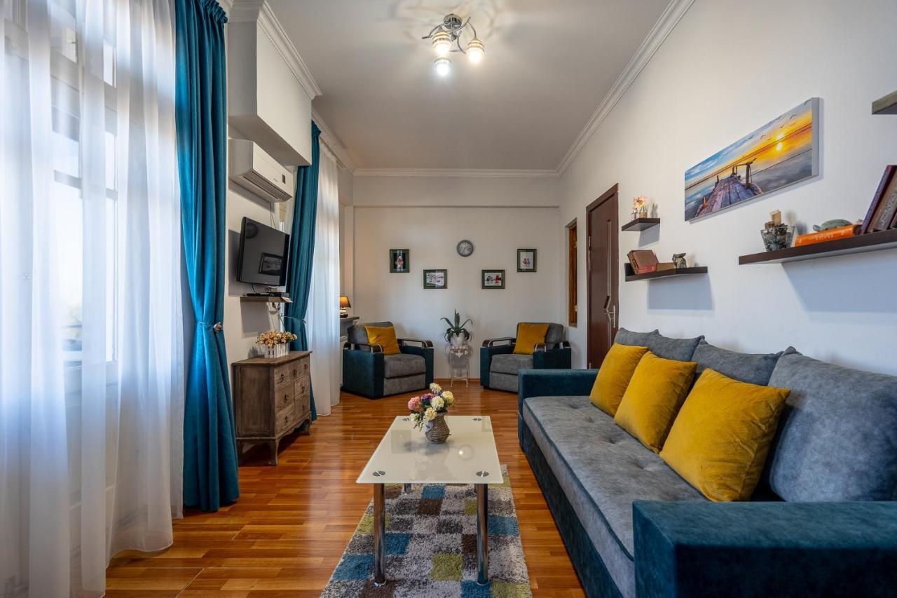 Golden View Apartment Tiflis Exterior foto